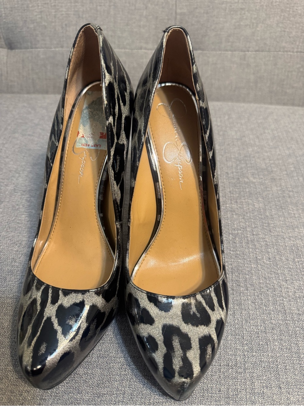 Jessica Simpson Leopard Print High Heel Pumps - Black & Gold - Picture 4 of 5